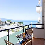 Bay Sea Front Appartement Vlorë