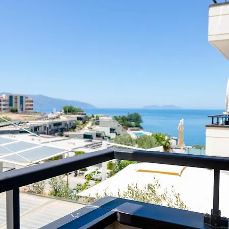 Bay Sea Front Apartamento *