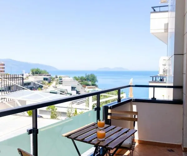 Bay Sea Front Appartement Vlorë